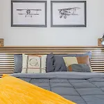 Ferro House