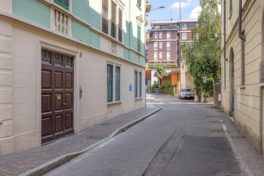 Ferro House * Como
